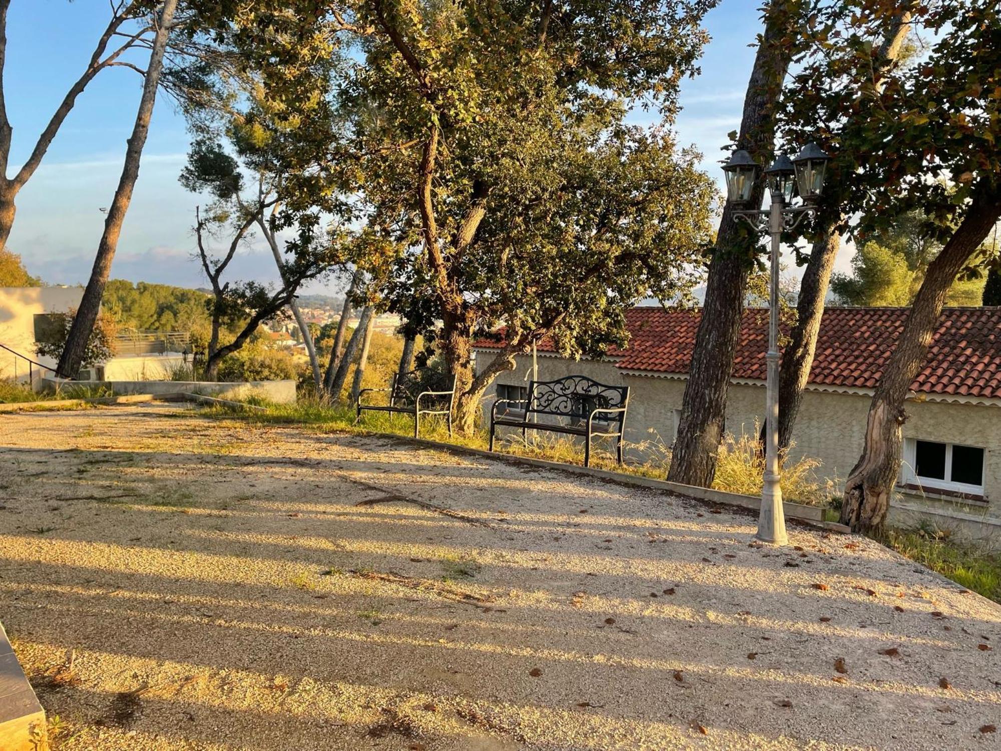 La Solane - Grande Maison Sous Les Pins Six-Fours-les-Plages Exterior foto