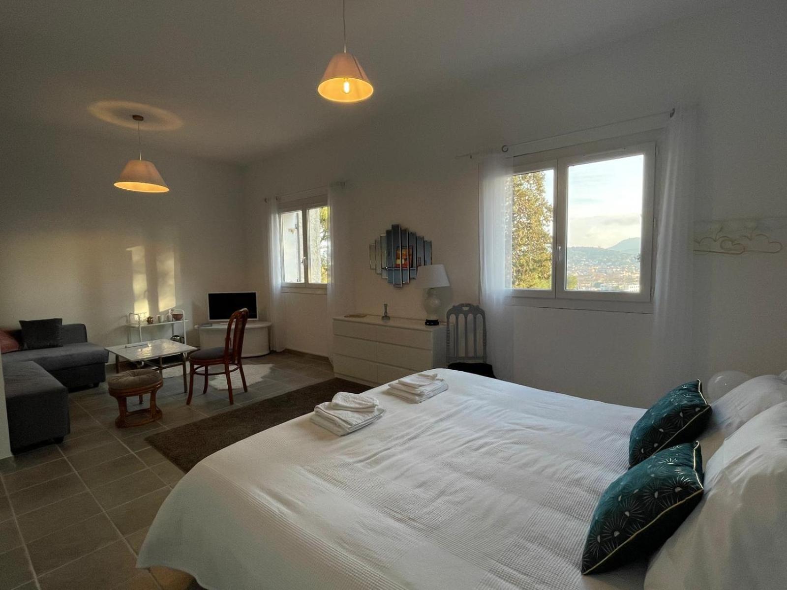 La Solane - Grande Maison Sous Les Pins Six-Fours-les-Plages Exterior foto